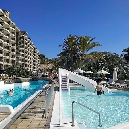 Puerto Anfi- Luxury- Penthouse- Sleeps 9- Amazing Sea Views Aparthotel *