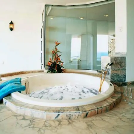 Aparthotel Puerto Anfi- Luxury- Penthouse- Sleeps 9- Amazing Sea Views *