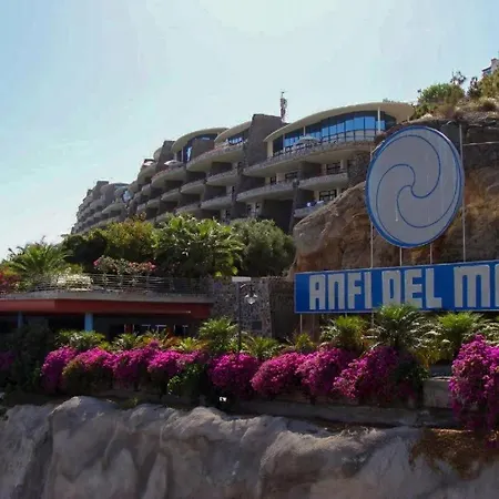 Aparthotel Puerto Anfi- Luxury- Penthouse- Sleeps 9- Amazing Sea Views *